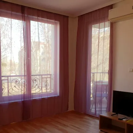 Magnolia Apartment